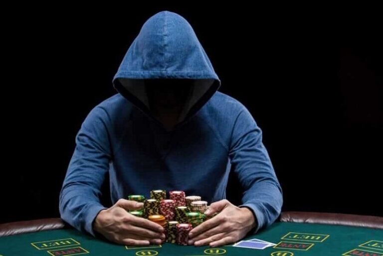 Tâm lý đánh poker cần thiết cho mọi người chơi